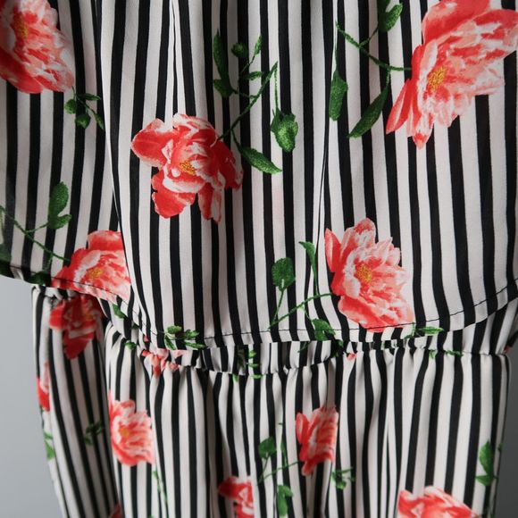 Off the Shoulder Floral Striped Wide Leg Jumpsuit - Picture 3 of 8